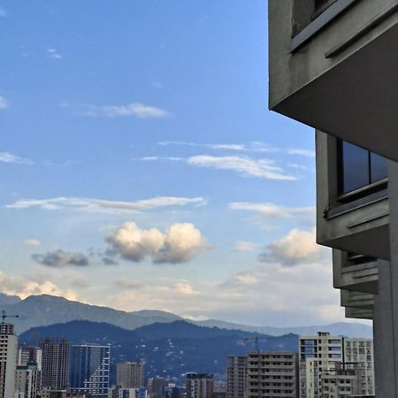 Appartamento Batumi Orbi Sea View Esterno foto