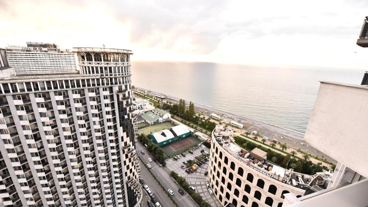 Appartamento Batumi Orbi Sea View Esterno foto