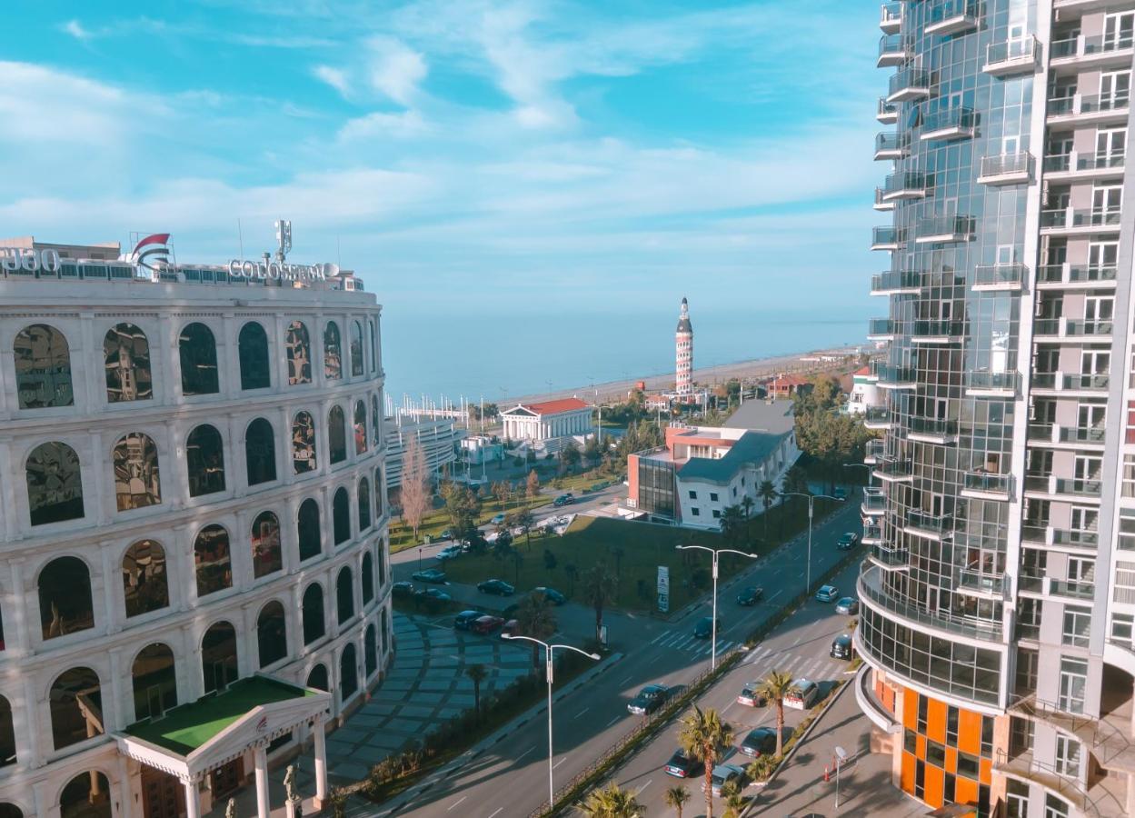 Appartamento Batumi Orbi Sea View Esterno foto