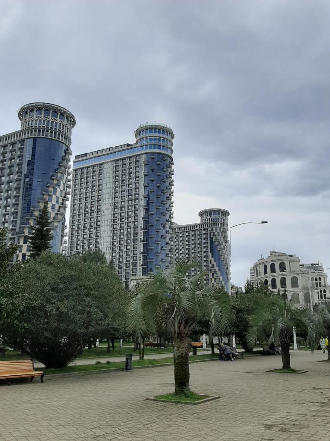 Appartamento Batumi Orbi Sea View Esterno foto
